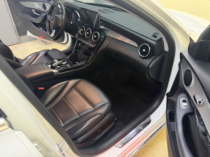 2016 Mercedes Benz C300