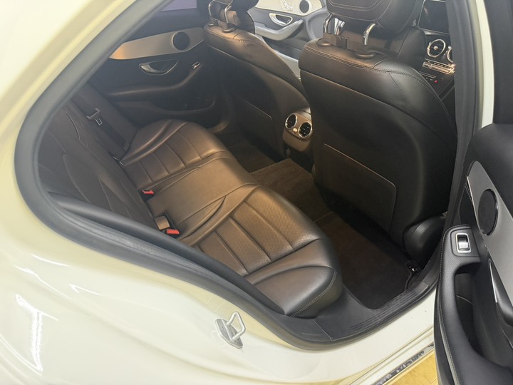 2016 Mercedes Benz C300