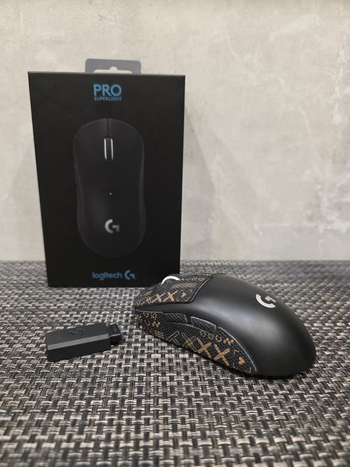 羅技 Pro x Superlight 無線 遊戲 滑鼠 電競 Logitech GPW