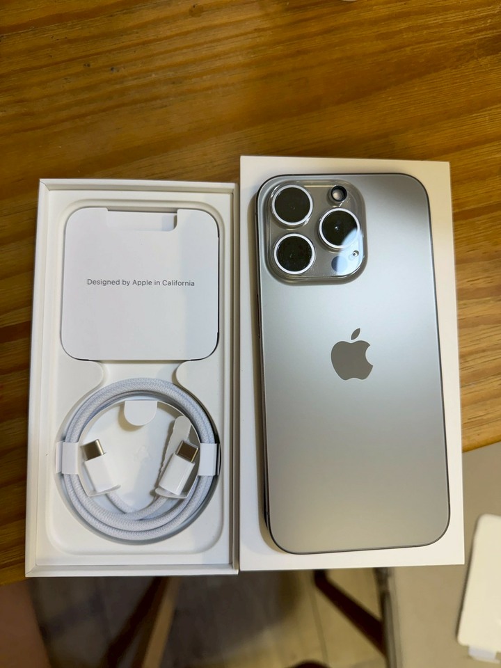 Apple iPhone 15 Pro 原鈦色 256GB 台灣公司貨