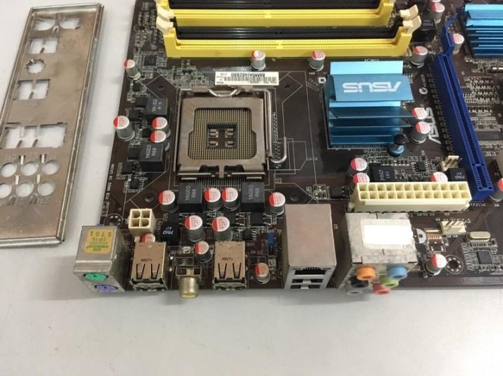 華碩 P5QL-PRO 775腳位主機板、PCI-E插槽、DDR2(8G)、Intel P43晶片組、拆機良品、附檔板