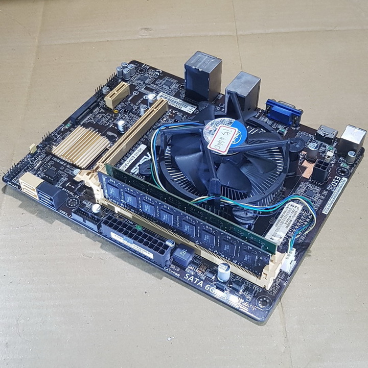 Core i5-4440 處理器+華碩 H81M-E 主機板+DDR3 8G 記憶體、附擋板與風扇【自取優惠價2699】