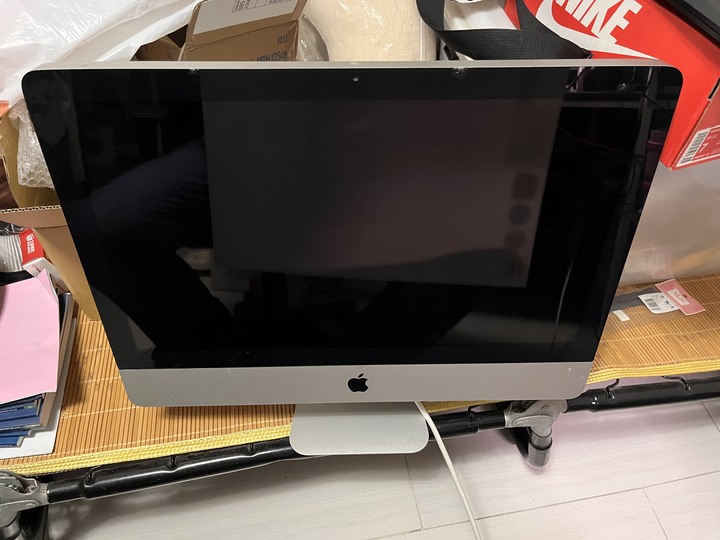 iMac 2010 21.5吋