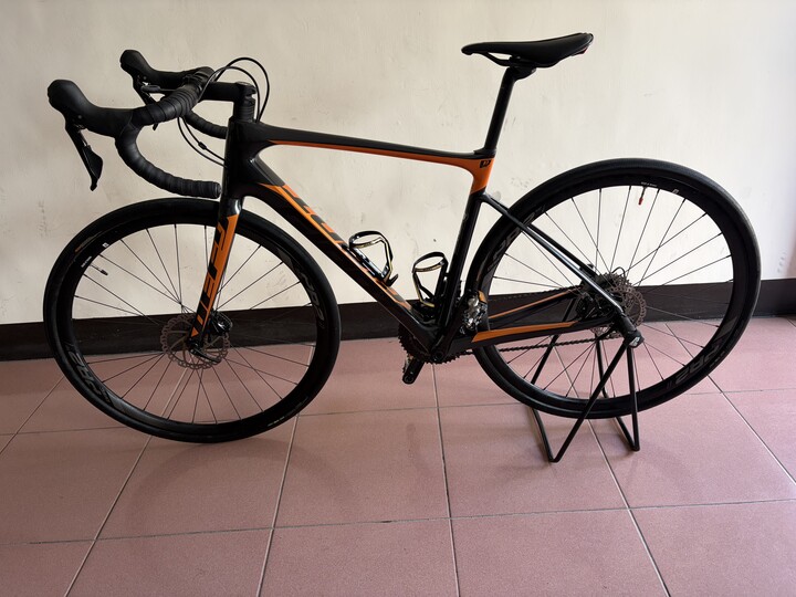 2020年DEFY ADVANCED 2碳纖維公路車出售!