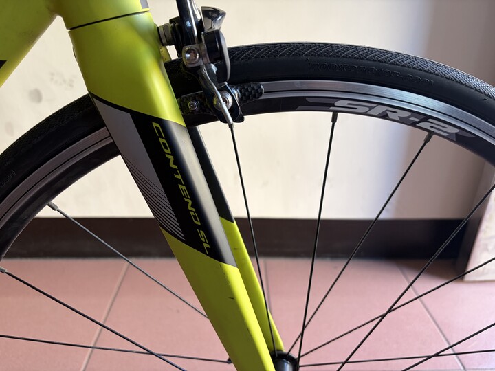 2017捷安特CONTEND SL2 (入門公路車)