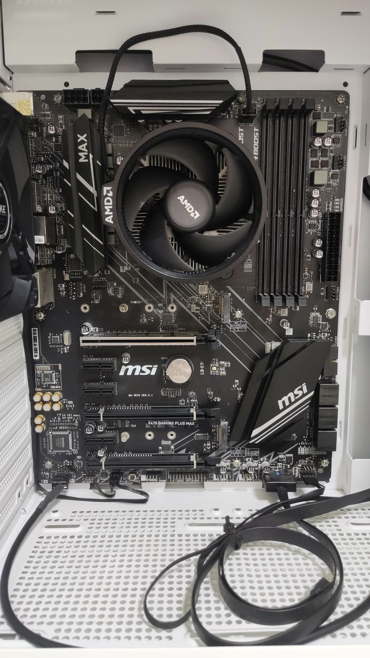 AMD RYZEN 5 2600