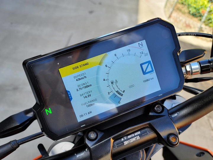 Ktm Duke 125 Abs Mobile01