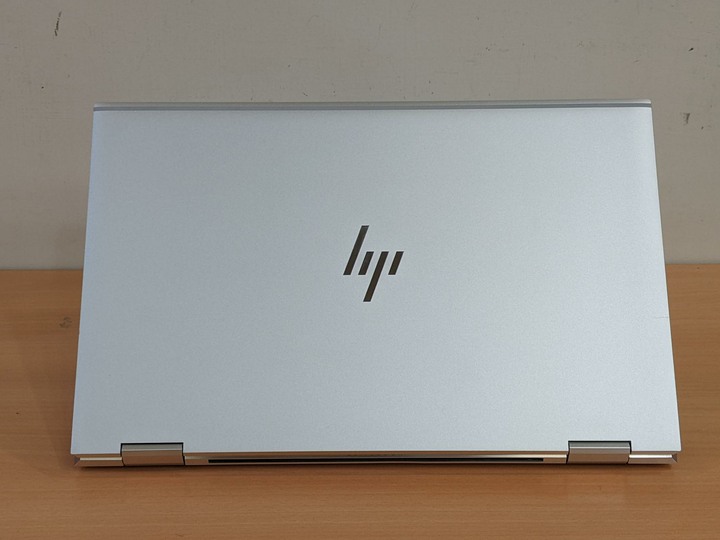 9成新 HP EliteBook X360 1040 G8 觸控翻轉筆電