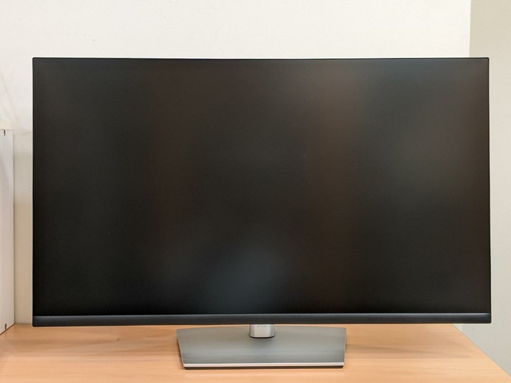 原廠保固到2029年 Dell 32 4K顯示器 - P3223QE 高階4K 商用螢幕 可升降旋轉