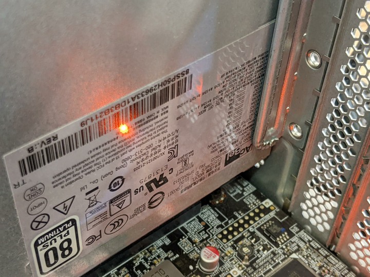 原廠保固 Lenovo P620 線呈撕裂者 64核心 256G記憶體 頂級繪圖工作站 原價超過30萬