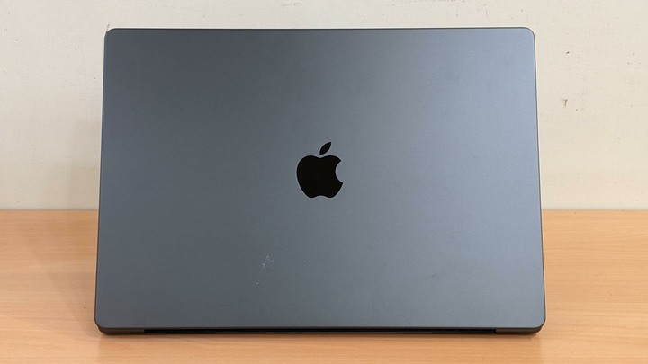 M3 Pro 8成新 有保固 MacBook Pro 16 英寸，2023 年 太空灰