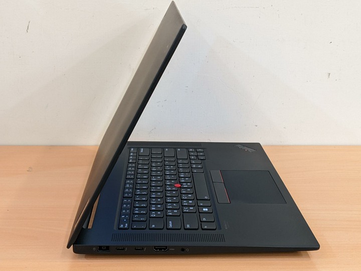 原廠保固 9.5成新 Lenovo ThinkPad P1 Gen6 4K 觸控螢幕 12G專業繪圖卡 RTX4000 Ada