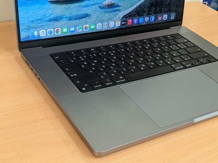 M1 Pro 16吋 8成新 電池85% 有保固 MacBook Pro16 英寸，2021 年 太空灰 A2485