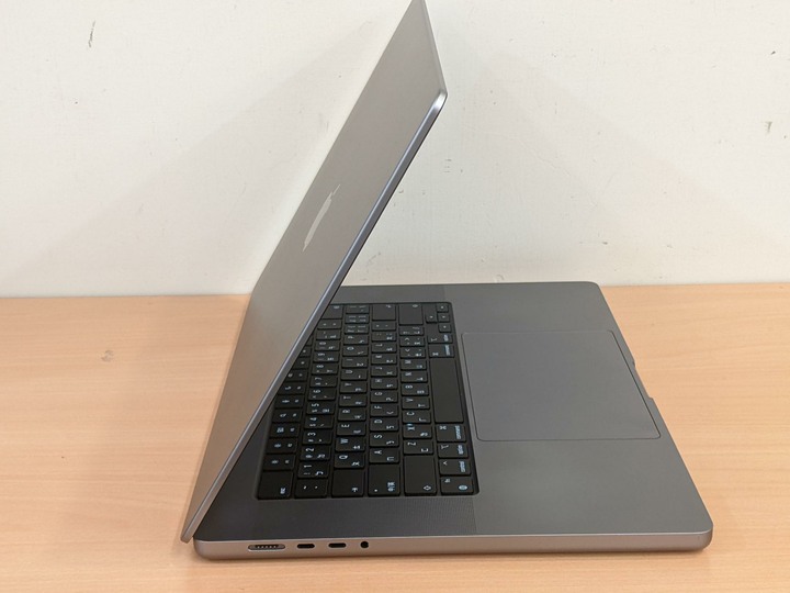 M1 Pro 16吋 9成新 電池90% 有保固 MacBook Pro16 英寸，2021 年 太空灰 A2485