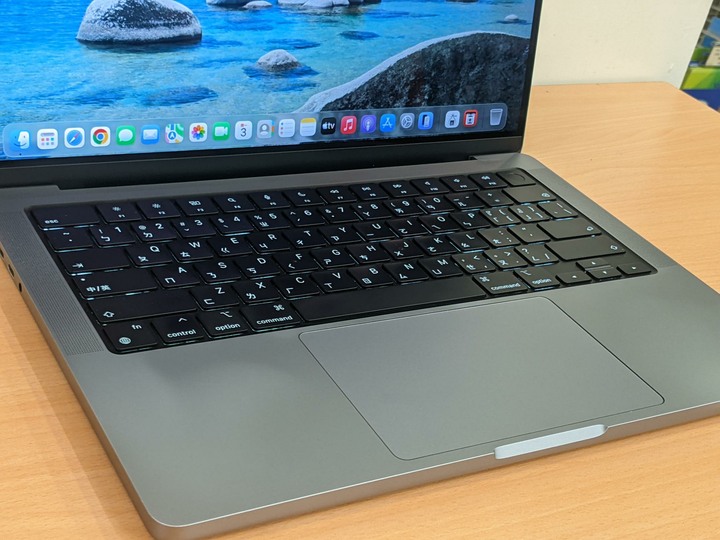 M1 Pro 14吋 8成新 電池83% 有保固 MacBook Pro14 英寸，2021 年 太空灰 A2442