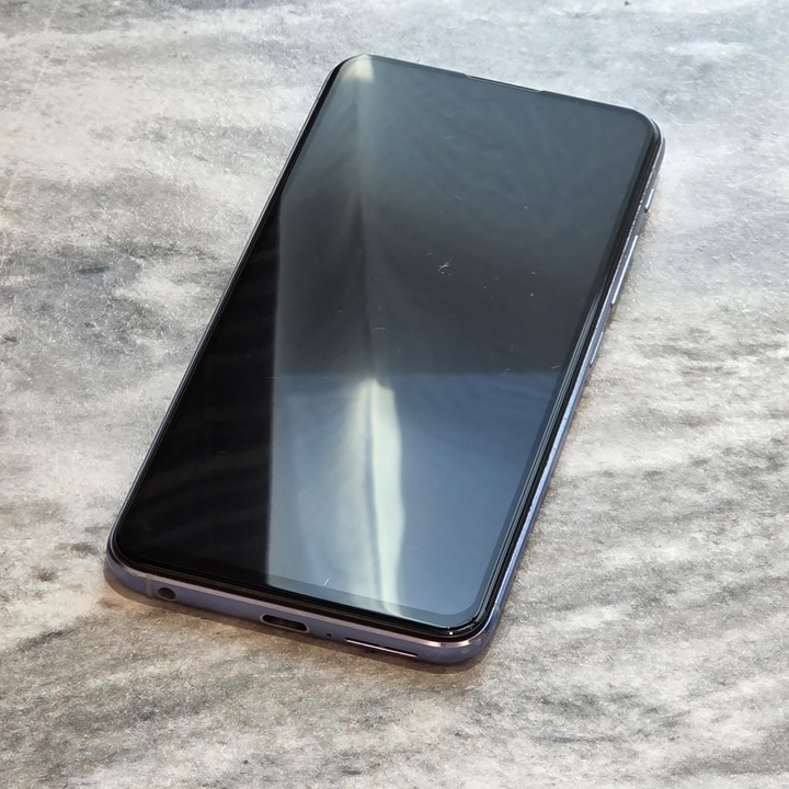 ASUS Zenfone6 8/256G銀