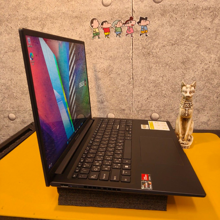 ASUS Vivobook 16吋效能筆電(Ryzen 5 7430U/16G/512G SSD/M1605YA)