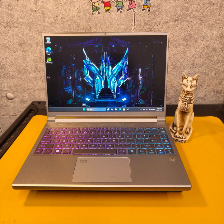 Acer Predator Triton 300 SE 14吋迷你電競(i7-12700H/RTX3050 TI/8G/512G)