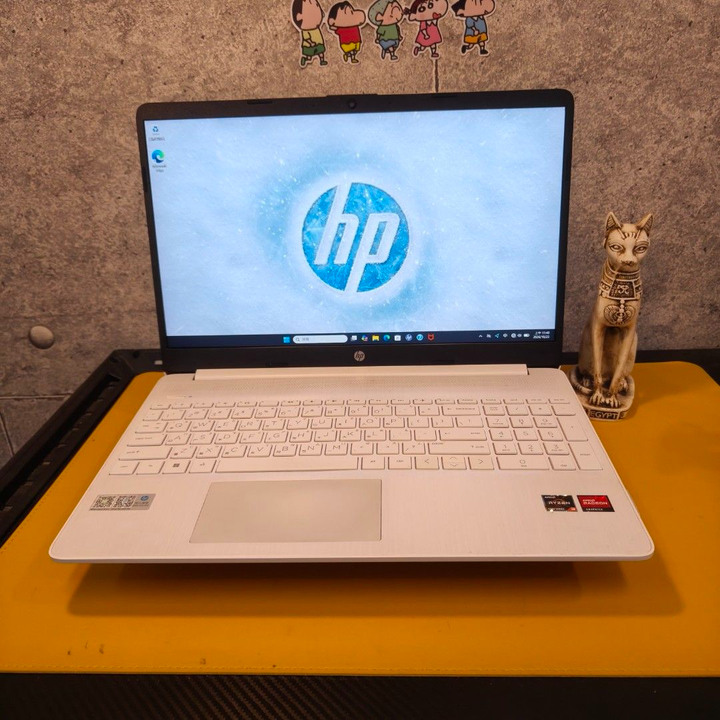 HP 星幻白 15.6吋文書筆電(R3-5300U/8GB/256G SSD/15s-eq2001AU)