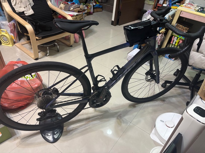 2025 Defy Advanced Pro 0 , (S 號)