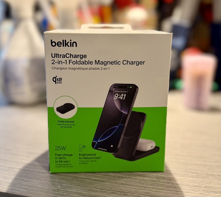 全新Belkin UltraCharge 二合一折疊式磁吸充電器 WIZ038