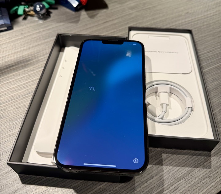 iPhone 13 Pro Max 512 GB 石墨色