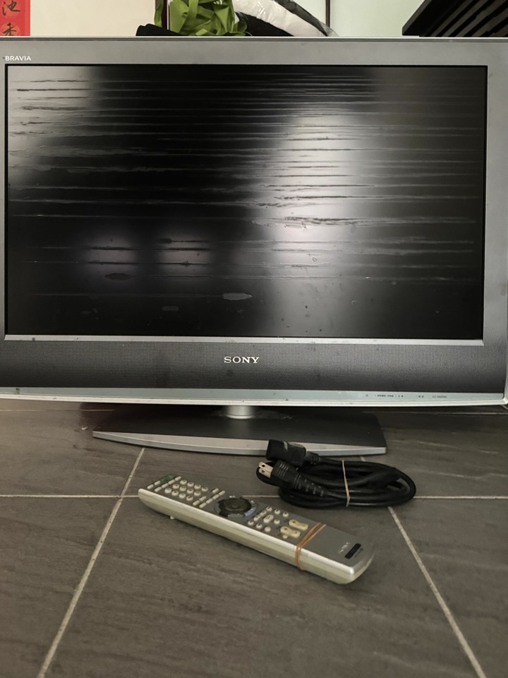 日本製 SONY 32寸 LCD 除畫面模糊一些可看 附原廠遙控器 台北新竹自取
