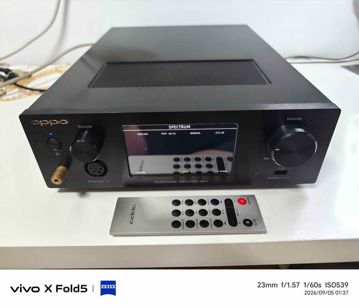 一代銘器OPPO HA-1 DAC解碼耳擴，少用如新，有遙控器，改玩串流故出售。功能音質請自行瀏覽網路介紹評測。