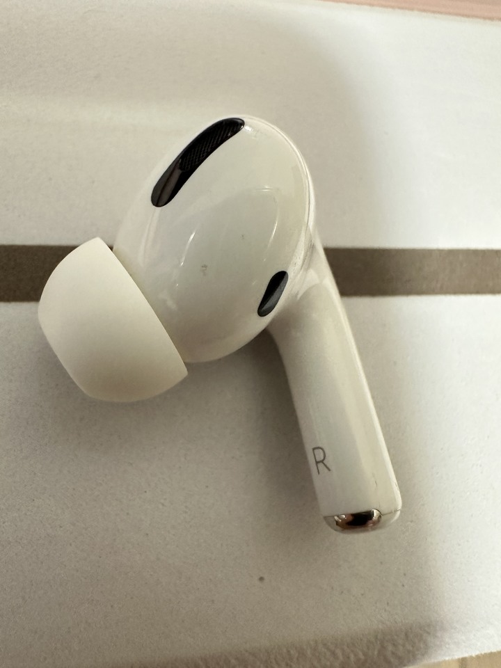 A2083 右耳 Apple 耳機
