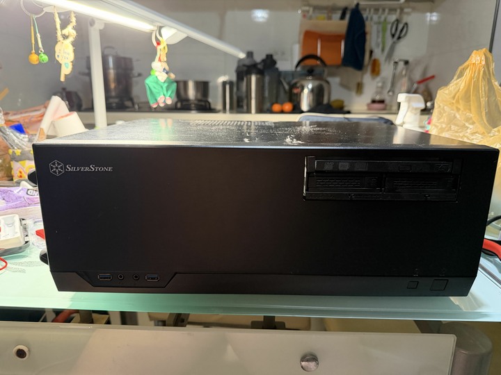 銀欣 GD09 橫式機殻 HTPC