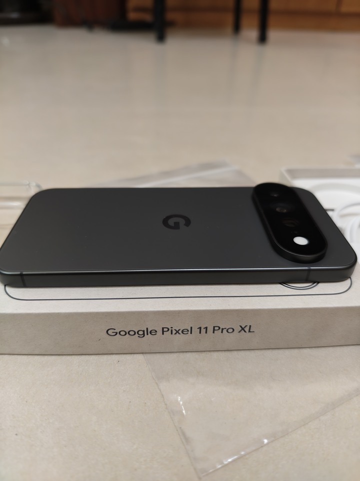 Pixel 11 Pro XL 256GB 保固到2027年10月9日 曜石黑 Pixelsnap保護殼 跟新的一樣 256G