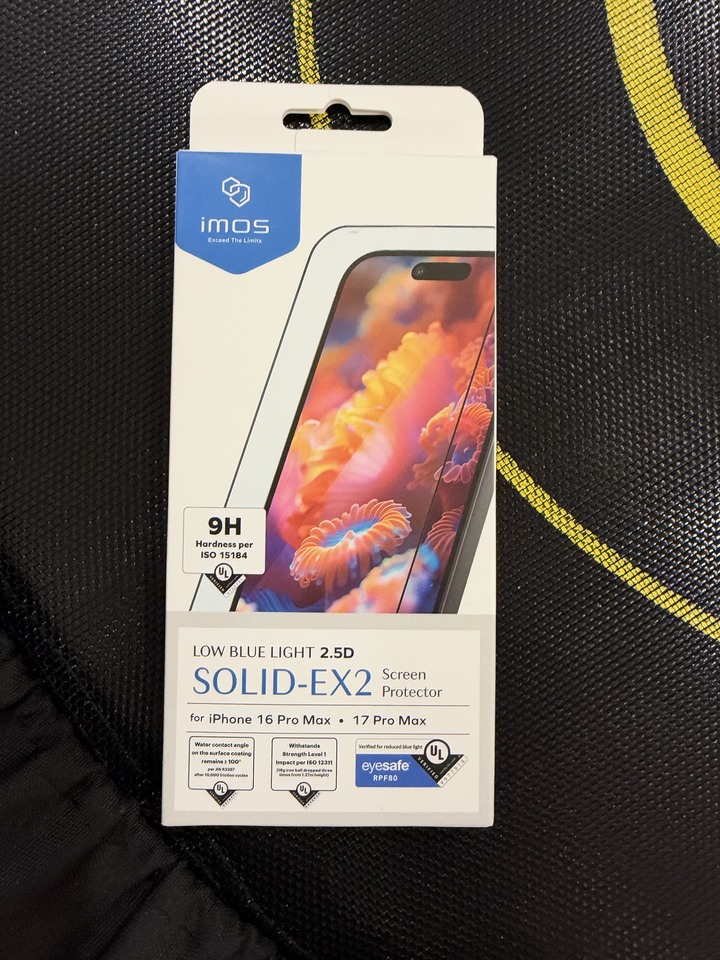 iMOS LOW BLUE LIGHT 2.5D SOLID-EX2 iphone 16 pro max /17 pro max