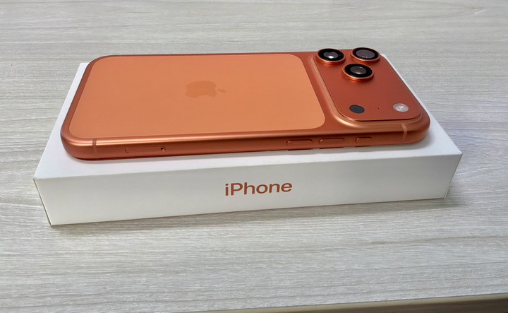 Apple iphone 17Promax 256G保固中 官網貨 健康度98%