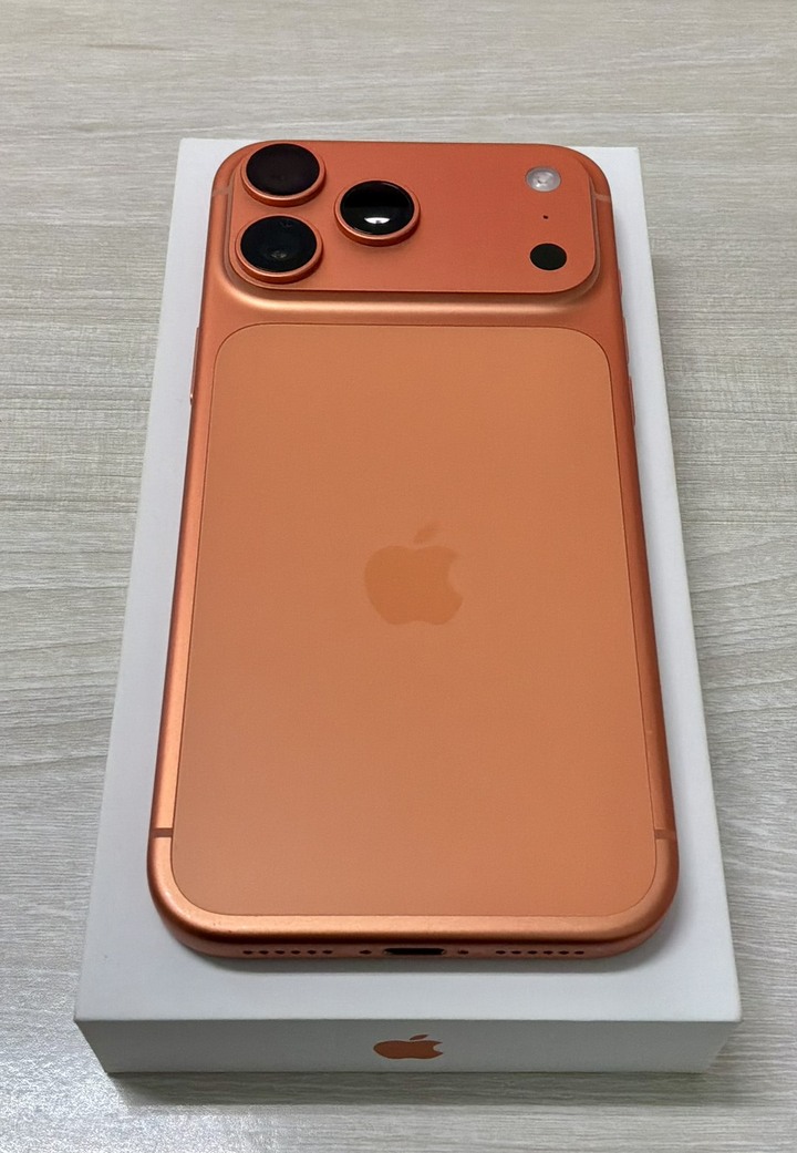 Apple iphone 17Promax 256G保固中 官網貨 健康度98%