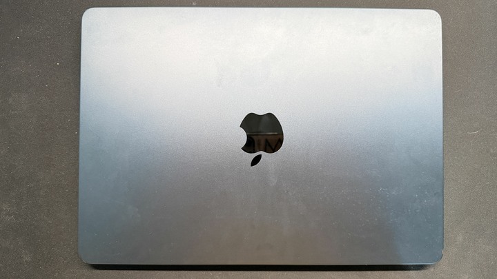 Apple MacBook Air M2 8g/512gb 午夜色