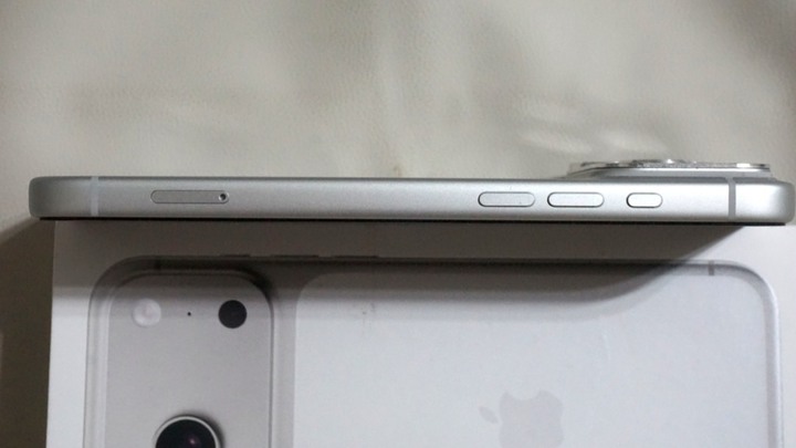 蘋果 Apple iPhone 17 Pro Max 256g 銀白 保固到2027年7月8日