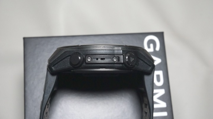 GARMIN Fenix 8 AMOLED 51mm 石墨灰 已過保