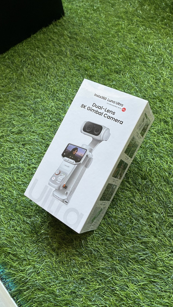 Insta360 Luna Ultra 雲台相機