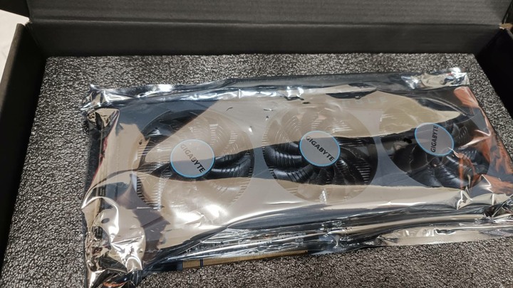 近全新 完整盒裝 GIGABYTE 技嘉RX6600 EAGLE 8G 顯示卡 無挖礦 附測試
