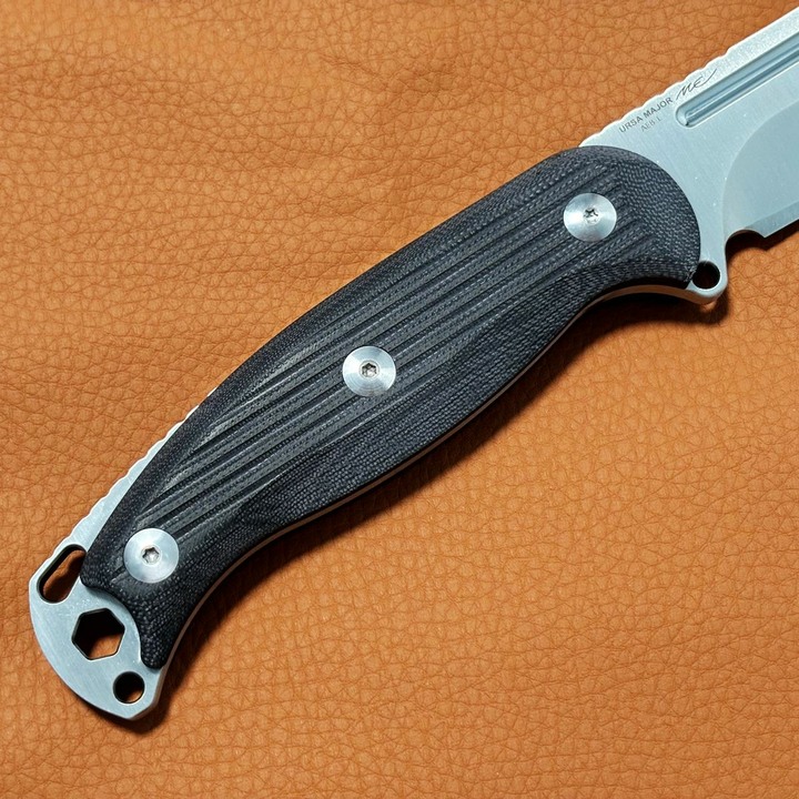 Kizer Ursa Major 黑G10柄直刀 AEB-L鋼