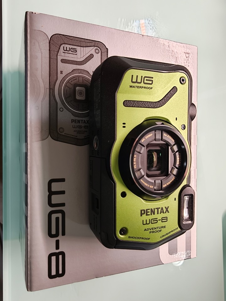 Pentax WG-8