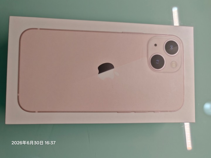 iphone 13 mini 原廠外盒與全新未用lightning 傳輸線