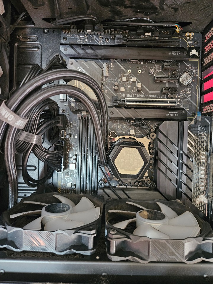 售cpu：I7-12700+Z690 D4