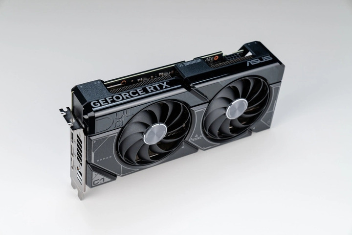 ASUS Dual GeForce RTX 4070 EVO 12GB 顯示卡