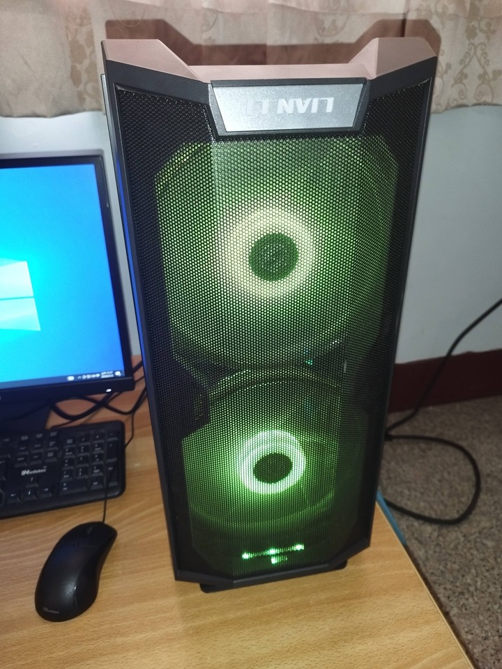 售 AMD Ryzen 5 5600X 16G 500G M.2 1T HDD RTX 3050 8G獨顯 700W金牌電腦主機