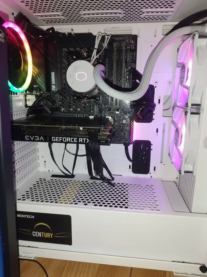售 AMD Ryzen 9 5900X 32G 480 SSD 12G獨顯水冷電腦主機