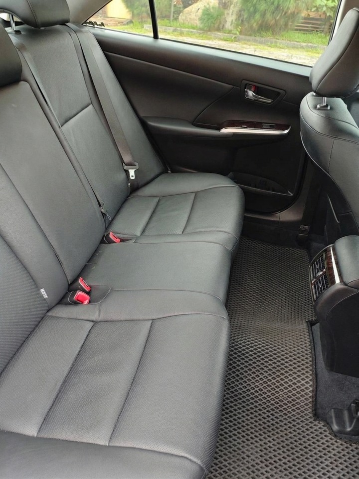 2018 Toyota 個人自售Camry MK7.5豪華版
