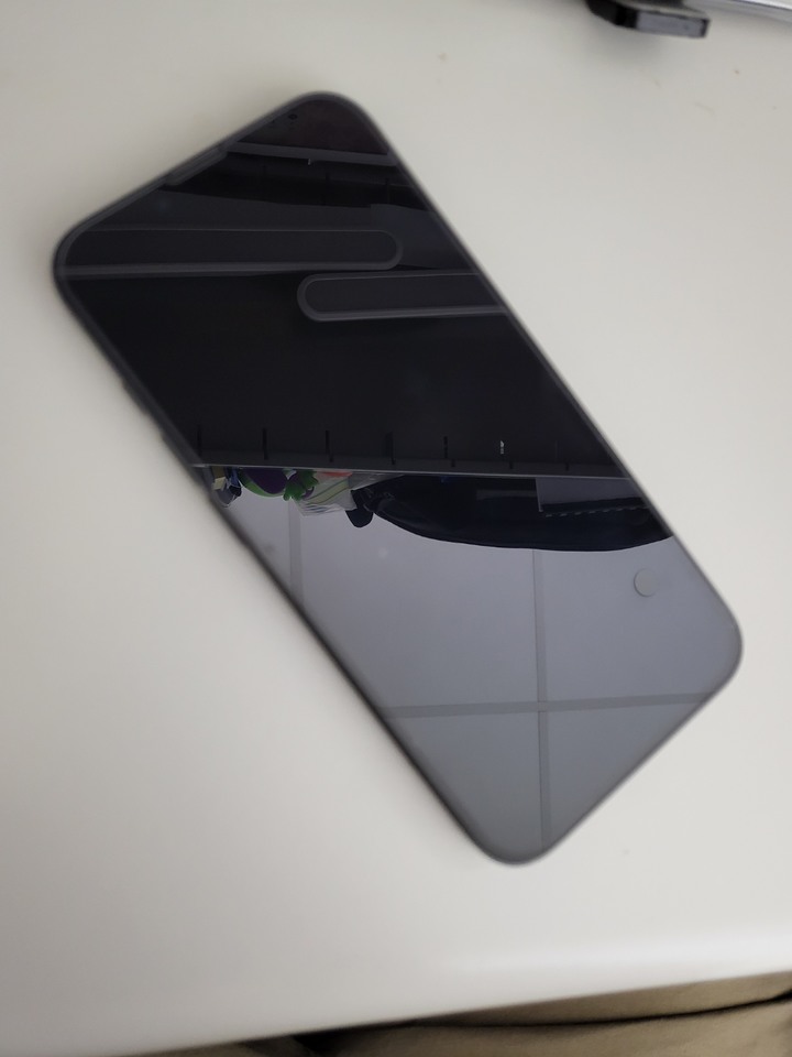 Apple iPhone 16e 128GB黑