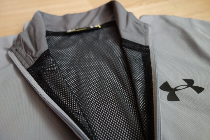 「BANG ZONE」UA UNDER ARMOUR 純灰色運動外套S號!