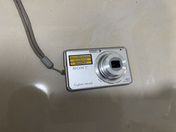 SONY Cyber shot W180